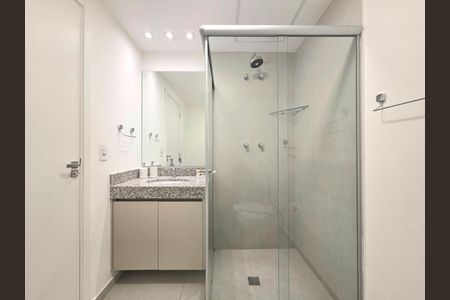 Studio para alugar com 30m², 1 quarto e sem vaga Studio para alugar com 30m², 1 quarto e sem vagaBanheiro