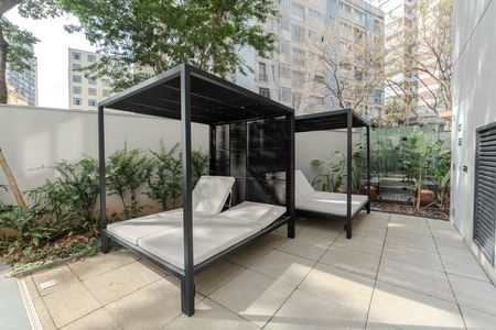 Apartamento para alugar com 24m², 1 quarto e sem vaga Apartamento para alugar com 24m², 1 quarto e sem vagaÁrea comum - Piscina