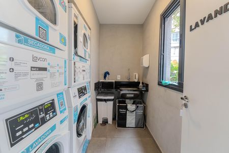 Apartamento para alugar com 24m², 1 quarto e sem vaga Apartamento para alugar com 24m², 1 quarto e sem vagaLavanderia