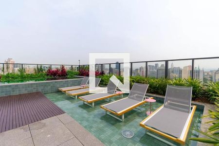 Studio para alugar com 24m², 1 quarto e sem vaga Studio para alugar com 24m², 1 quarto e sem vagaPiscina