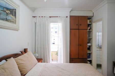 Apartamento à venda com 266m², 3 quartos e 2 vagasSuíte 1