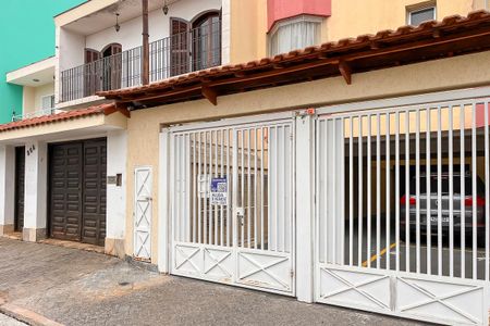 Apartamento à venda com 266m², 3 quartos e 2 vagasFachada + plaquinha