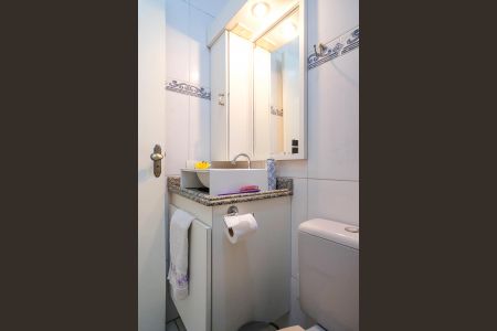 Apartamento à venda com 266m², 3 quartos e 2 vagasBanheiro 