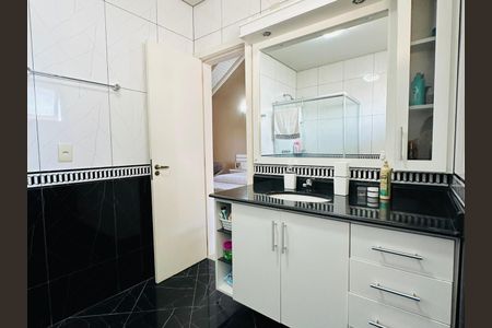 Casa à venda com 145m², 3 quartos e 2 vagasCozinha
