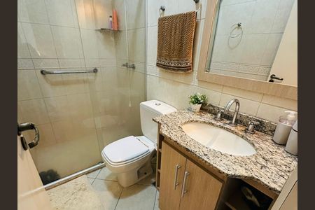 Casa à venda com 145m², 3 quartos e 2 vagasBanheiro