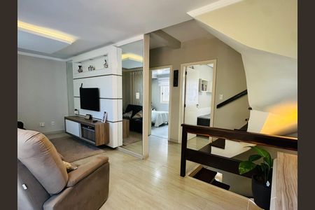 Casa à venda com 145m², 3 quartos e 2 vagasSala