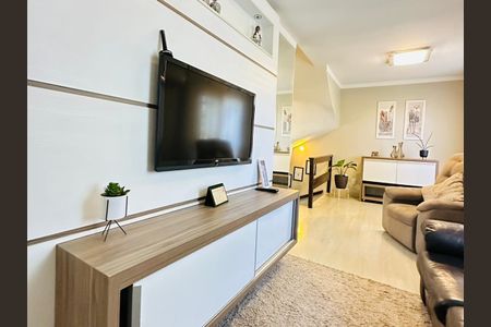 Casa à venda com 145m², 3 quartos e 2 vagasSala