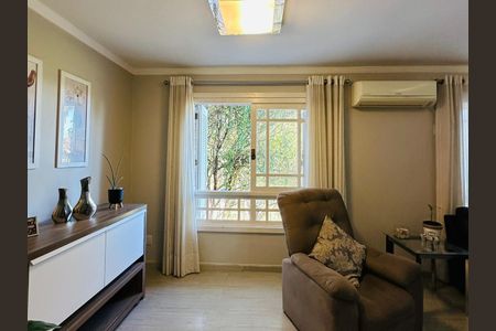 Casa à venda com 145m², 3 quartos e 2 vagasSala