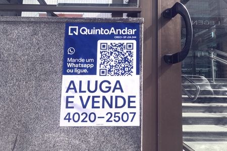 Apartamento para alugar com 57m², 1 quarto e 1 vagaFachada | Adesivo Quintoandar