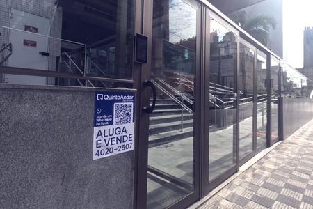 Fachada | Adesivo Quintoandar de apartamento para alugar com 1 quarto, 57m² em Gonzaga, Santos