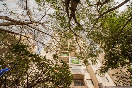 Apartamento para alugar com 83m², 3 quartos e 2 vagas Apartamento para alugar com 83m², 3 quartos e 2 vagasFachada