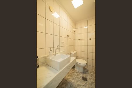 Apartamento para alugar com 83m², 3 quartos e 2 vagas Apartamento para alugar com 83m², 3 quartos e 2 vagasBanheiro