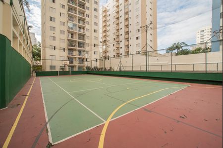 Apartamento para alugar com 83m², 3 quartos e 2 vagas Apartamento para alugar com 83m², 3 quartos e 2 vagasÁrea comum - Quadra esportiva