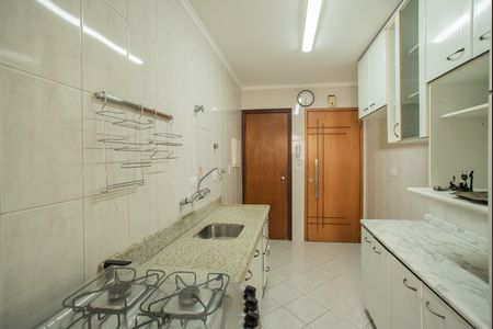 Apartamento para alugar com 83m², 3 quartos e 2 vagas Apartamento para alugar com 83m², 3 quartos e 2 vagasCozinha