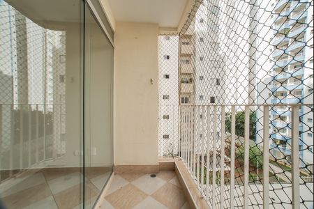 Varanda de apartamento para alugar com 3 quartos, 83m² em Parque Imperial, São Paulo
