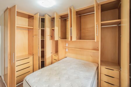 Apartamento para alugar com 83m², 3 quartos e 2 vagas Apartamento para alugar com 83m², 3 quartos e 2 vagasSuíte
