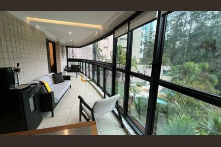 Apartamento à venda com 213m², 4 quartos e 4 vagas