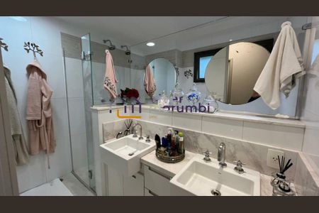 Apartamento à venda com 213m², 4 quartos e 4 vagas