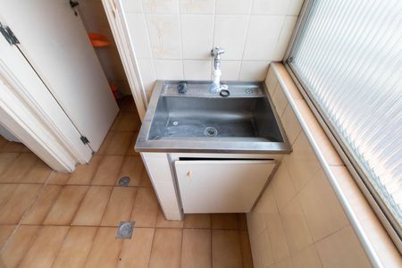 Apartamento para alugar com 90m², 2 quartos e sem vaga Apartamento para alugar com 90m², 2 quartos e sem vagaÁrea de serviço