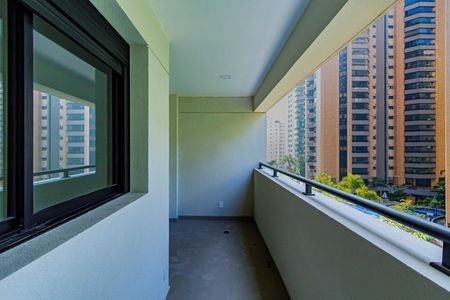 Apartamento à venda com 31m², 1 quarto e sem vaga Apartamento à venda com 31m², 1 quarto e sem vagaVaranda