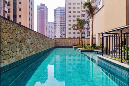 Apartamento à venda com 30m², 1 quarto e sem vaga Apartamento à venda com 30m², 1 quarto e sem vagaÁrea comum - Piscina