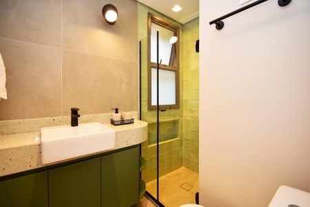 Apartamento para alugar com 111m², 2 quartos e 2 vagas Apartamento para alugar com 111m², 2 quartos e 2 vagasbanheiro Suite 1