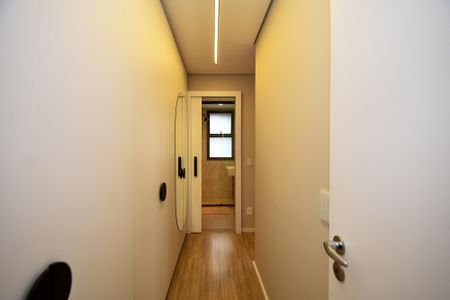 Apartamento para alugar com 111m², 2 quartos e 2 vagas Apartamento para alugar com 111m², 2 quartos e 2 vagasarmarios Suite 2