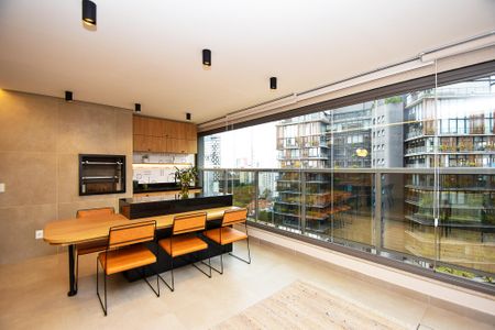 varanda cozinha e churrasqueira e sala de apartamento para alugar com 2 quartos, 111m² em Sumarezinho, São Paulo