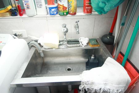 Casa à venda com 302m², 4 quartos e 2 vagas Casa à venda com 302m², 4 quartos e 2 vagasÁrea de Serviço