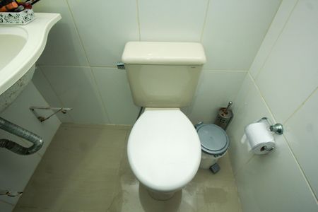 Casa à venda com 302m², 4 quartos e 2 vagas Casa à venda com 302m², 4 quartos e 2 vagasBanheiro - Casa 2