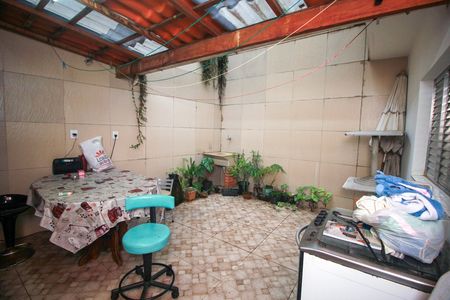 Casa à venda com 302m², 4 quartos e 2 vagas Casa à venda com 302m², 4 quartos e 2 vagasÁrea gourmet