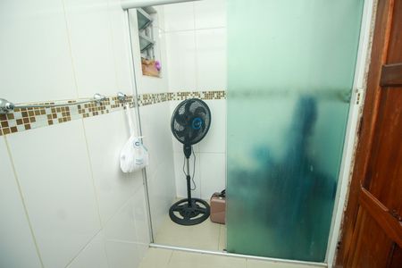 Casa à venda com 302m², 4 quartos e 2 vagas Casa à venda com 302m², 4 quartos e 2 vagasBanheiro - Casa 2