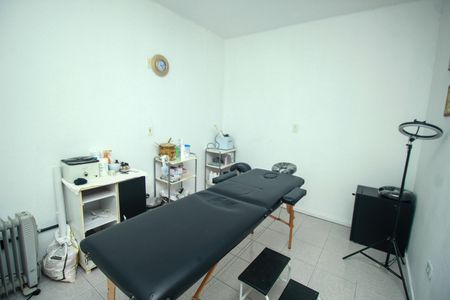 Casa à venda com 302m², 4 quartos e 2 vagas Casa à venda com 302m², 4 quartos e 2 vagasQuarto 3 - Casa 2