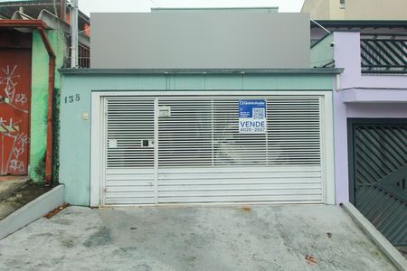Casa à venda com 302m², 4 quartos e 2 vagas Casa à venda com 302m², 4 quartos e 2 vagasPlaca instalada em 15/06/2026 com o código ACBY-245