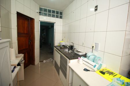 Casa à venda com 302m², 4 quartos e 2 vagas Casa à venda com 302m², 4 quartos e 2 vagasQuarto 4 - Casa 2