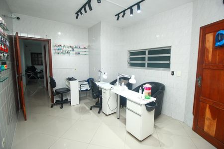 Casa à venda com 302m², 4 quartos e 2 vagas Casa à venda com 302m², 4 quartos e 2 vagasQuarto 1 - Casa 2