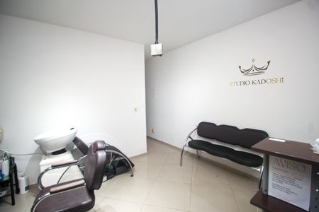 Casa à venda com 302m², 4 quartos e 2 vagas Casa à venda com 302m², 4 quartos e 2 vagasSala - Casa 2