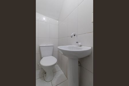 Casa à venda com 70m², 2 quartos e 2 vagas Casa à venda com 70m², 2 quartos e 2 vagasLavabo