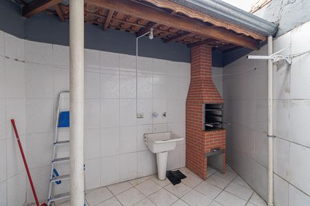 Casa à venda com 70m², 2 quartos e 2 vagas Casa à venda com 70m², 2 quartos e 2 vagasÁrea de Serviço e Churrasqueira