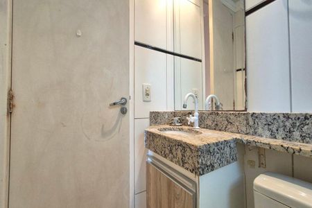 Apartamento à venda com 68m², 3 quartos e 1 vagaBanheiro da Suíte