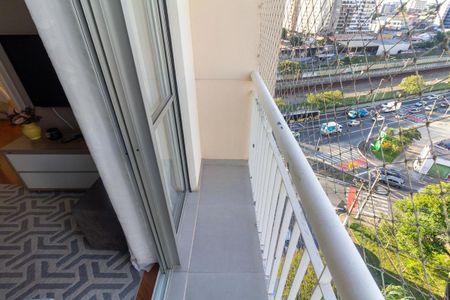 Varanda de apartamento à venda com 2 quartos, 50m² em Vila Guilhermina, São Paulo