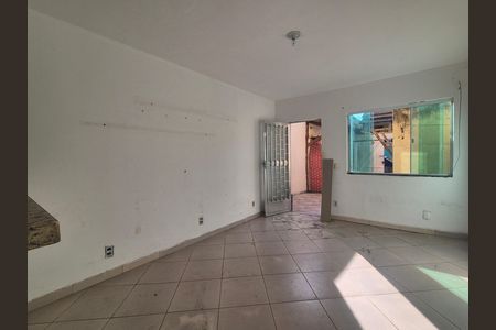 Casa de Condomínio para alugar com 3 quartos, 200m² em Vargem Pequena, Rio de Janeiro