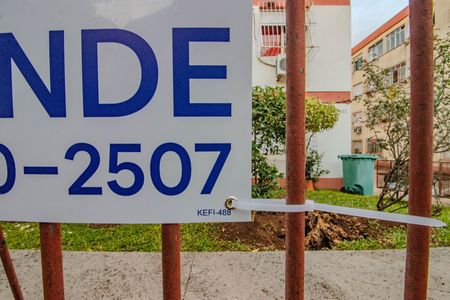 Apartamento à venda com 50m², 2 quartos e 1 vaga Apartamento à venda com 50m², 2 quartos e 1 vagaPlaca