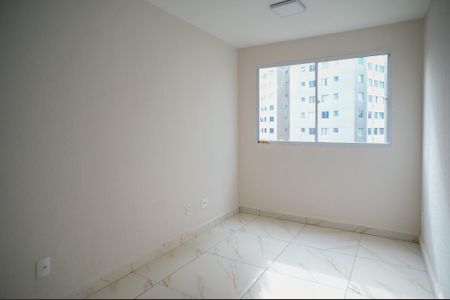 Sala de apartamento para alugar com 2 quartos, 47m² em Parque Bristol, São Paulo