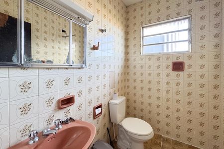 Casa para alugar com 90m², 2 quartos e 1 vaga Casa para alugar com 90m², 2 quartos e 1 vagaBanheiro Social 2