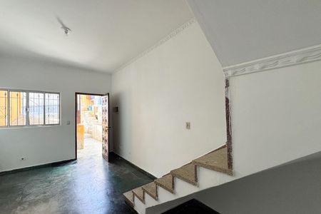 Casa para alugar com 90m², 2 quartos e 1 vaga Casa para alugar com 90m², 2 quartos e 1 vagaSala