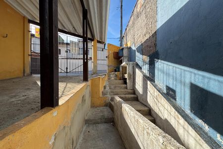 Entrada  de casa para alugar com 2 quartos, 90m² em Cidade Miramar, São Bernardo do Campo