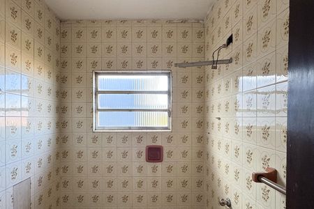 Casa para alugar com 90m², 2 quartos e 1 vaga Casa para alugar com 90m², 2 quartos e 1 vagaBanheiro Social 2