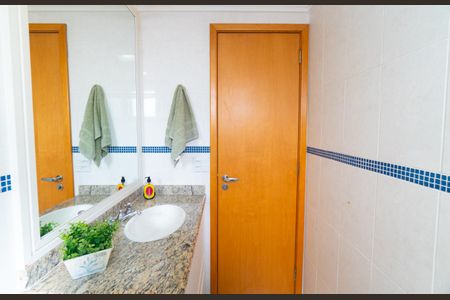 Apartamento à venda com 106m², 3 quartos e 2 vagas Apartamento à venda com 106m², 3 quartos e 2 vagasBanheiro Social