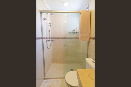 Apartamento à venda com 106m², 3 quartos e 2 vagas Apartamento à venda com 106m², 3 quartos e 2 vagasBanheiro da Suíte